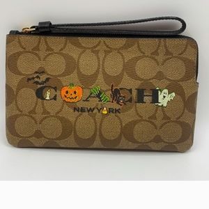 NWOT Coach HALLOWEEN Wristlet Bag Card Wallet Phone Purse Witch Bat Cat Pumpkin